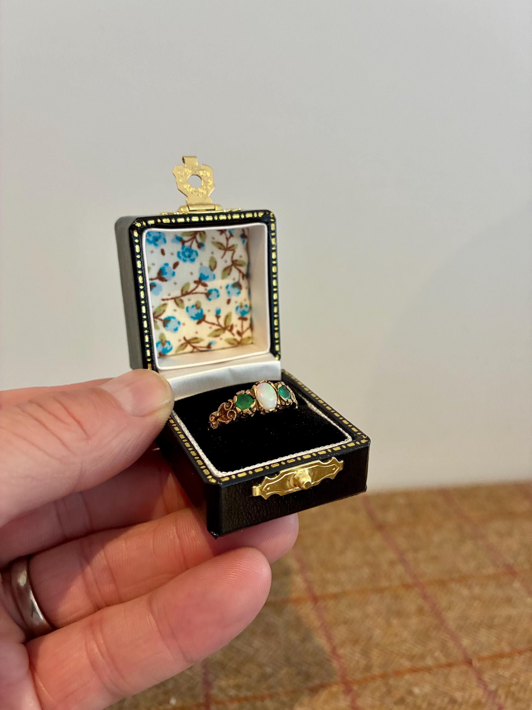 TheAntiqueBoxShop - Etsy
