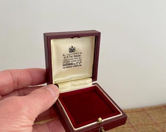 Quality Vintage Jewelry Box. Vintage Jewellery Box. Garrard & Co Crown Jewellers to the Queen