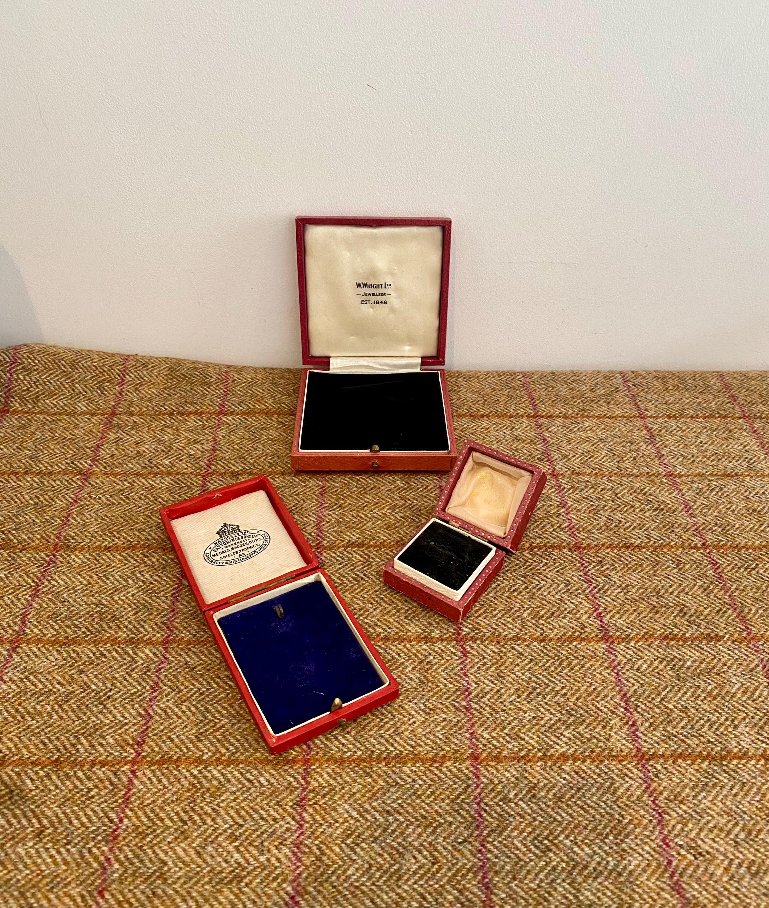 アンティークジュエリーボックス3点のコレクション。ヴィンテージ