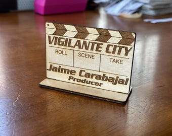 Personalized Movie Slate Desk Ornament – Engraved Clapperboard, Filmmaker Gift