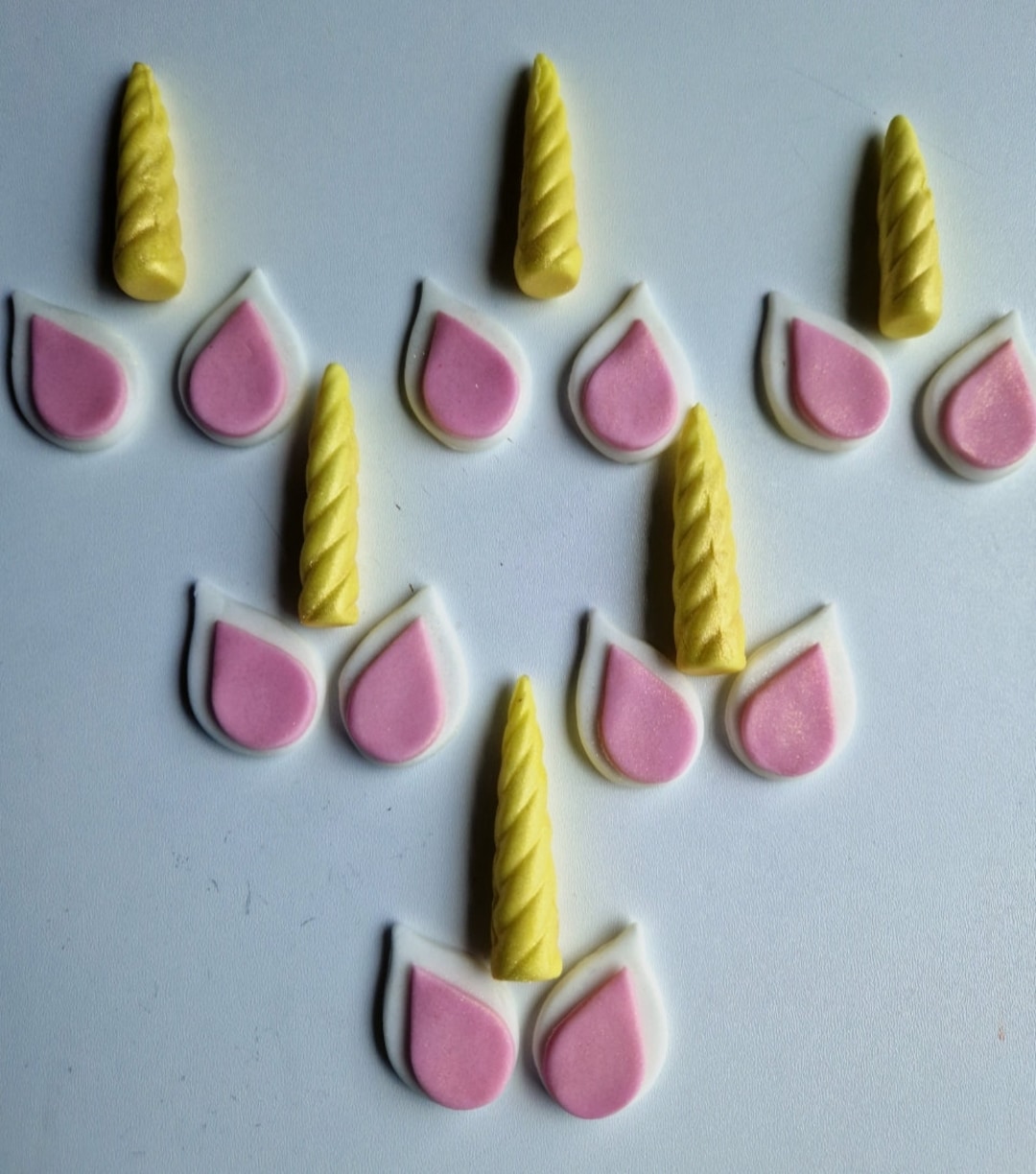 6 Edible Unicorn Cupcake Toppers Fondant Icing Decorations Etsy 6 Edible Unicorn Cupcake Toppers Fondant Icing Decorations Etsy