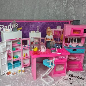 Barbie kitchen 90s clearance