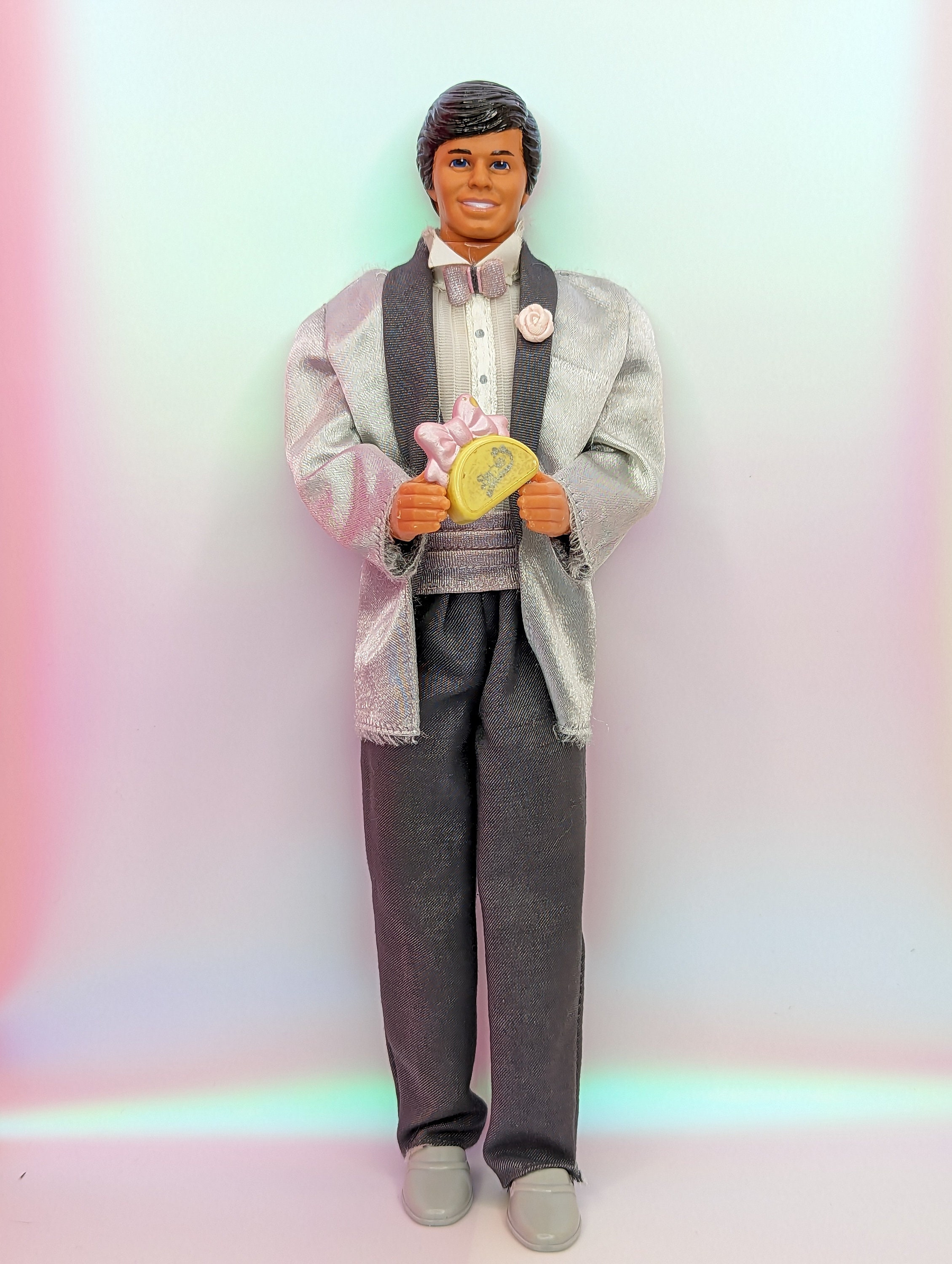 Perfume Giving Ken Doll 1987 Mattel #4554 Silver Tux Brown Perfume Giving Ken Doll 1987 Mattel #4554 Silver Tux Brown