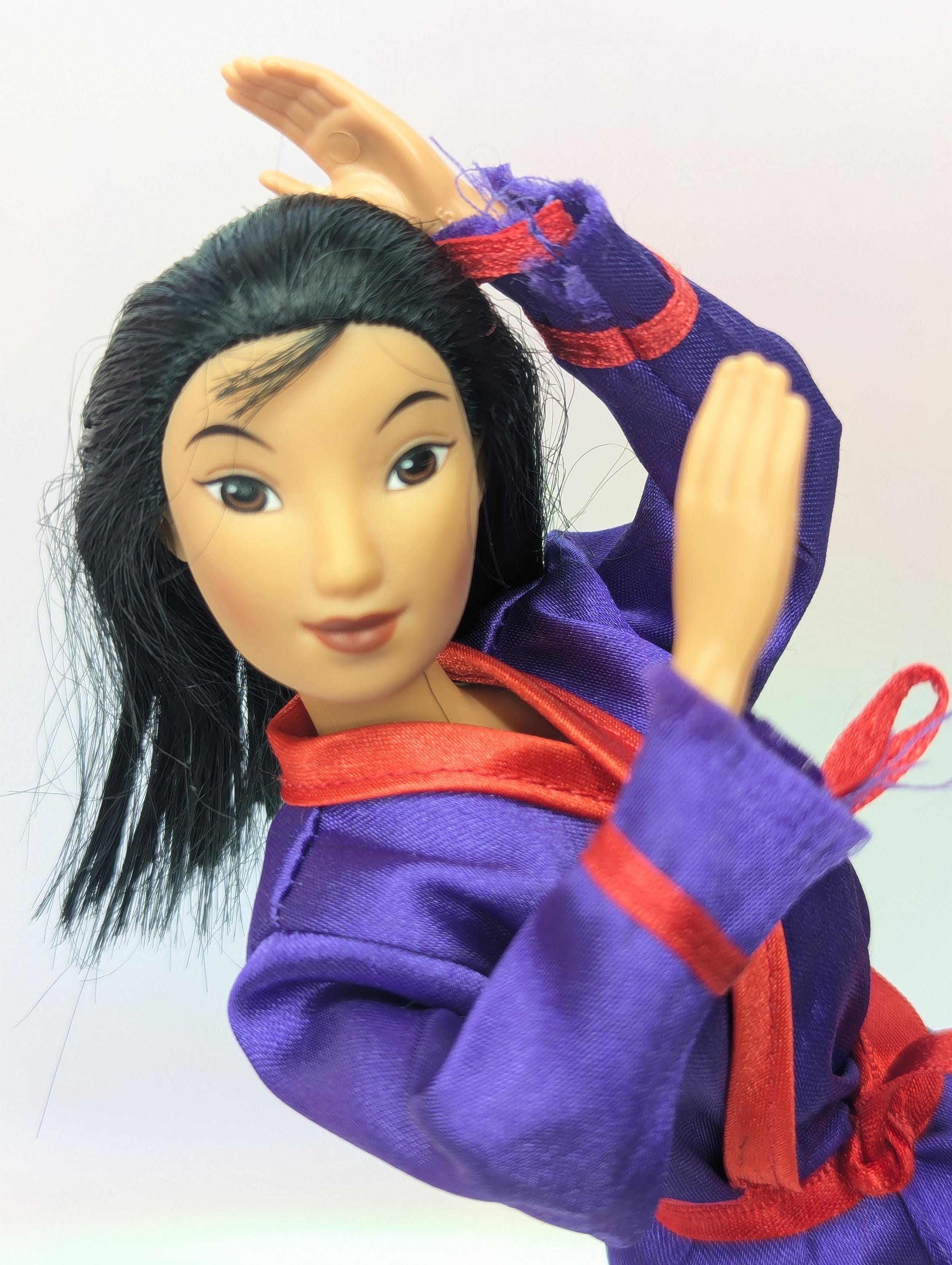 Secret Hero Mulan Doll 1997 Mattel #18896 Jointed Poseable Warrior