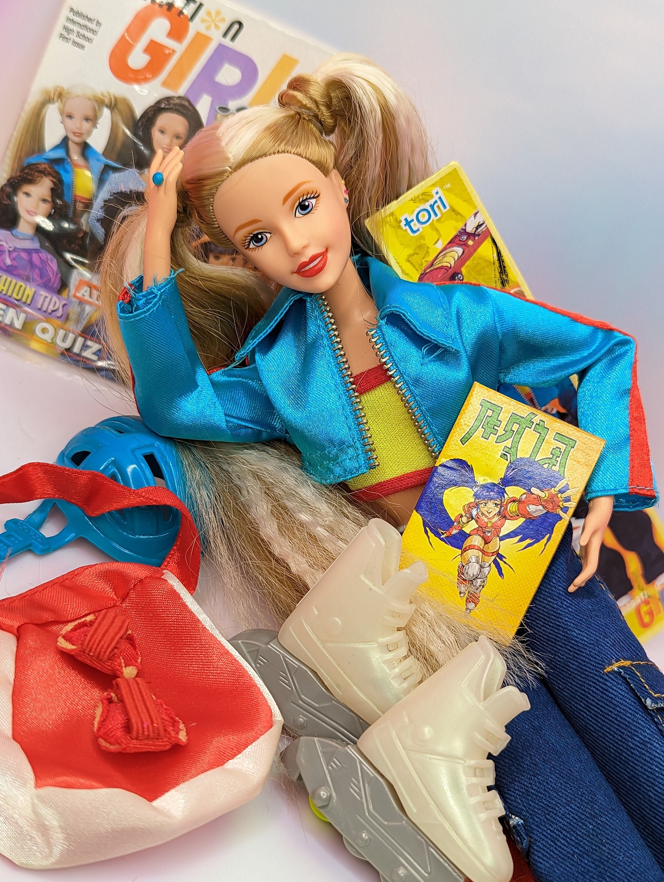 Generation Girl Tori Doll Skater Girl 1998 Mattel 20969 Blonde Barbie Doll with Accessories Vintage 90s collectible Barbie Doll toys