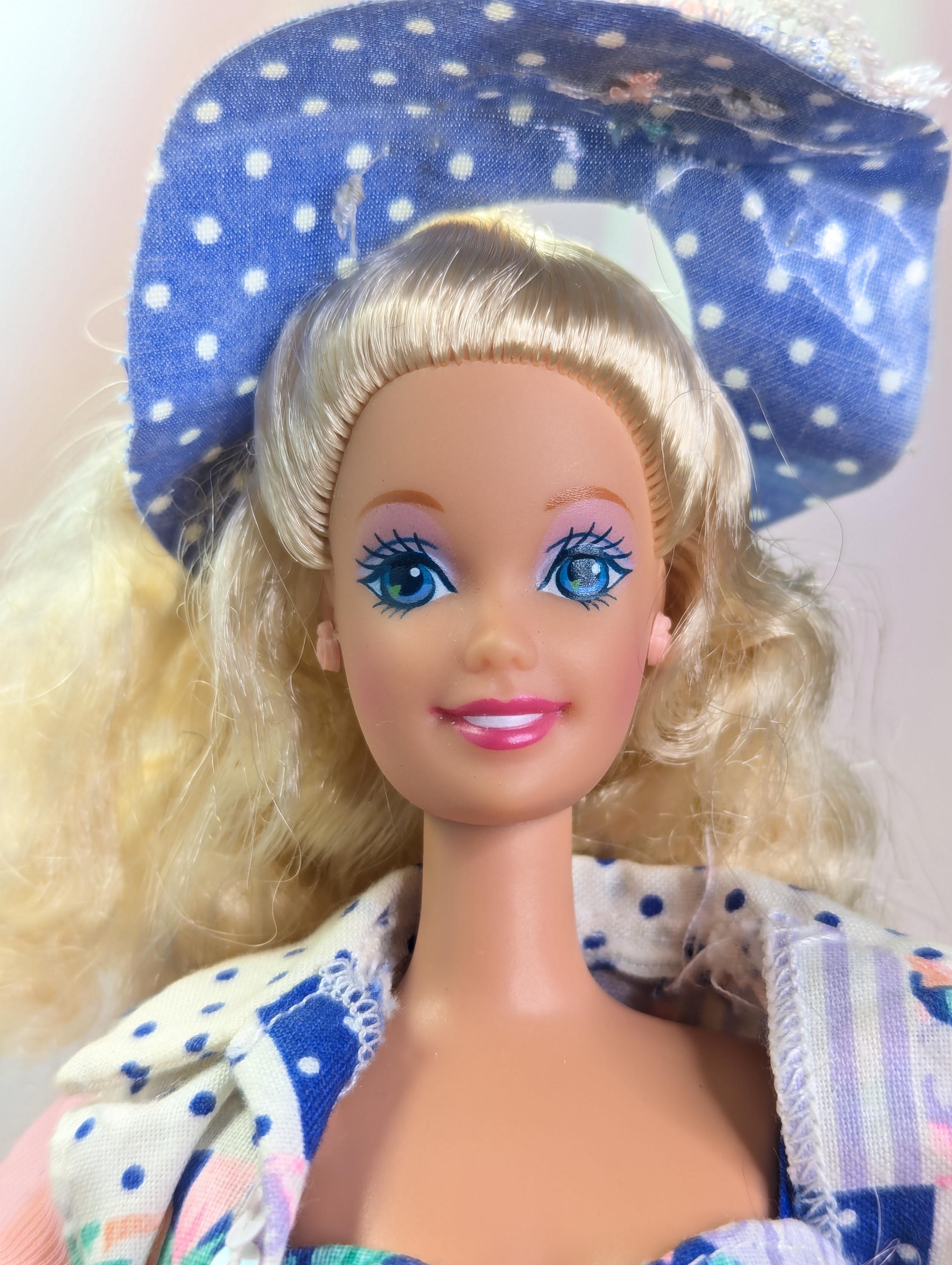 Teen Talk Barbie Doll 1991 #5745 Mattel Works Blue Peach Outfit 