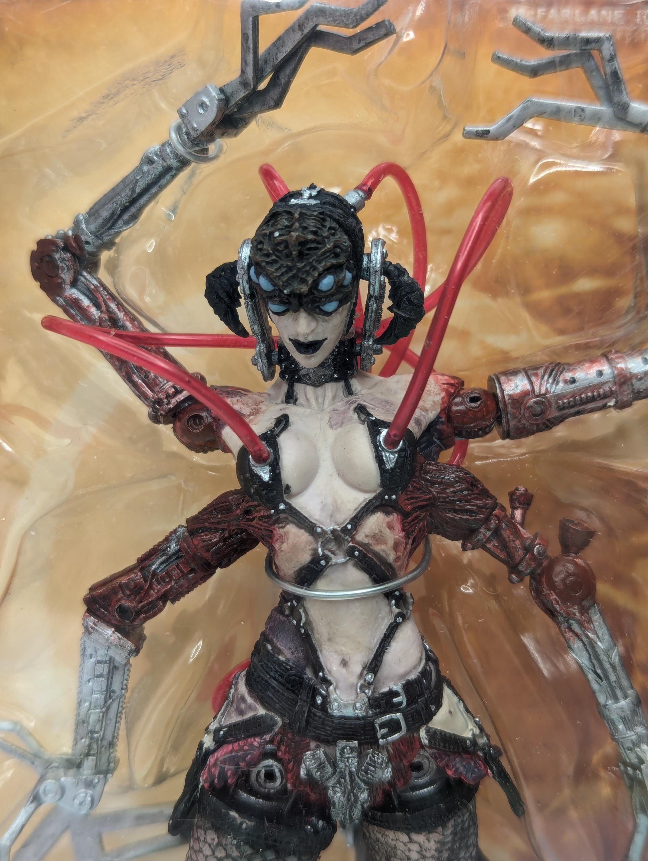 SF・ファンタジー・ホラー Clive Barker's Tortured Souls Szaltax CLIVE BARKER Tortured Souls 2 The Fallen Szaltax Figure