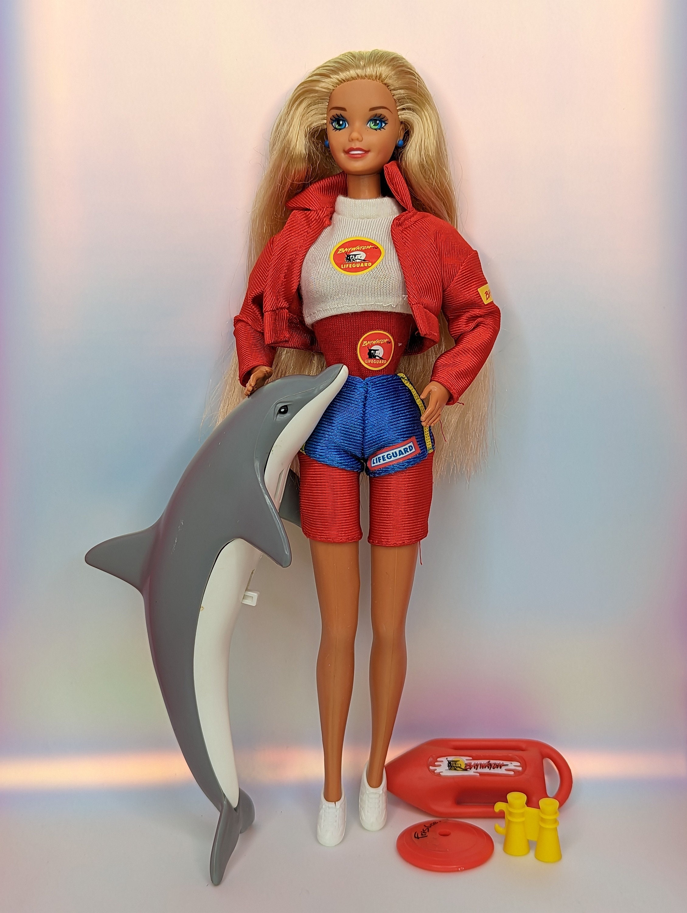 Brown Lifeguard Barbie Baywatch Barbie Lifeguard With Dolphin