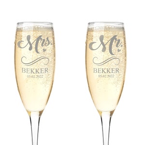 Personalized Champagne Flutes Set of 2 - Stemmed Champagne Glasses - 6.4 oz Mr and Mrs Toast Glasses - Engraved Wedding Gifts for the Couple