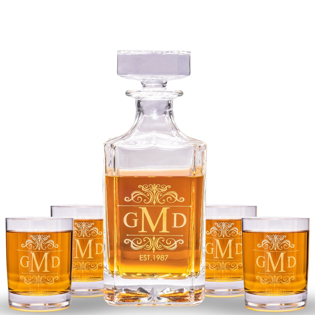 Personalized Whiskey Decanter Set Etched Whiskey Glass Set of 4 Whiskey ...