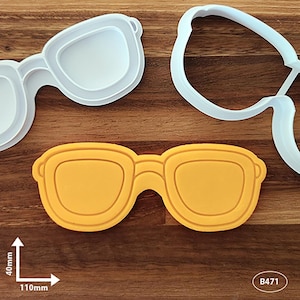 Reading Glasses cookie cutter and fondant stamp set