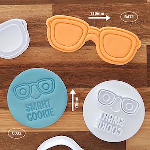 Smart Cookie cookie cutter and fondant stamp sets - reading glasses