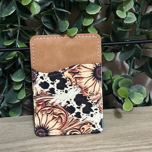 SunflowerTooled Couro e estampa de vaca Porta-cartão para celular | Carteira para iPhone/celular/cartões/presentes/descasque e cole/vibrações ocidentais/acessório para celular/