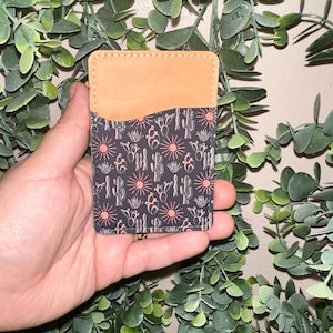 Titular de la tarjeta de la cartera del teléfono del cactus/iPhone/cartera del teléfono/tarjetas/regalos/peel and stick/vibras occidentales/accesorio del teléfono/cactus