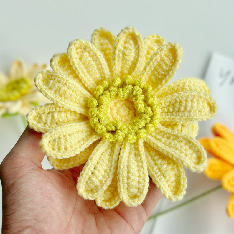 Gerbera Flower Crochet Pattern, Crochet Flower Bouquet Pattern, Crochet Flower Pattern, Wedding Flower image 3