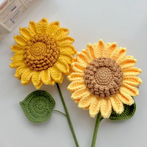 Sunflower Crochet Pattern, Crochet Flower Bouquet Pattern, Crochet Flower Pattern, Wedding Flower image 2