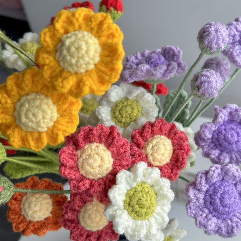 Daisy Flower Crochet Pattern, Crochet Flower Bouquet Pattern, Crochet Flower Pattern, Wedding Flower image 6