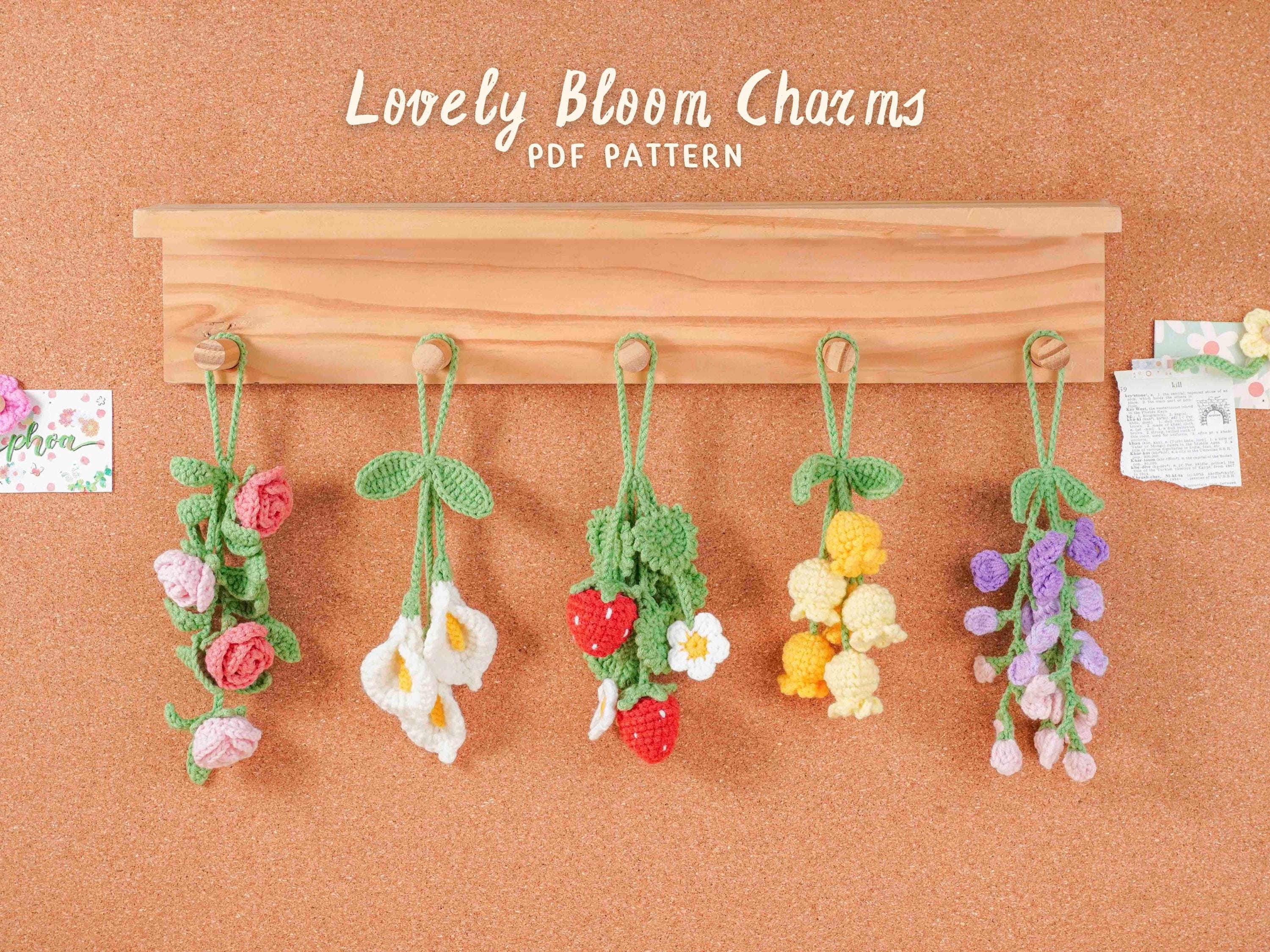 no.1142୨୧‪ガーリー＆キュートなリボン小包レジンヘアゴム୨୧再販❷ Lovely Bloom Charms Car Hanging Crochet Patterns Bundle | Bell