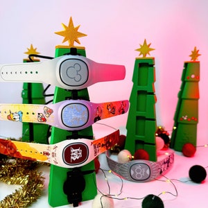 Christmas Tree MagicBand+ Charging Tower