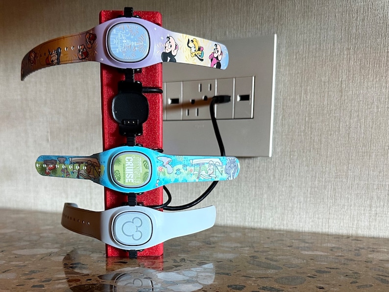 MagicBand Charging Tower image 2