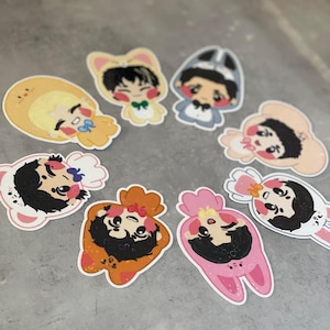 Stray Kids Skzoo Holographic Vinyl Sticker: Kpop Stay Decal