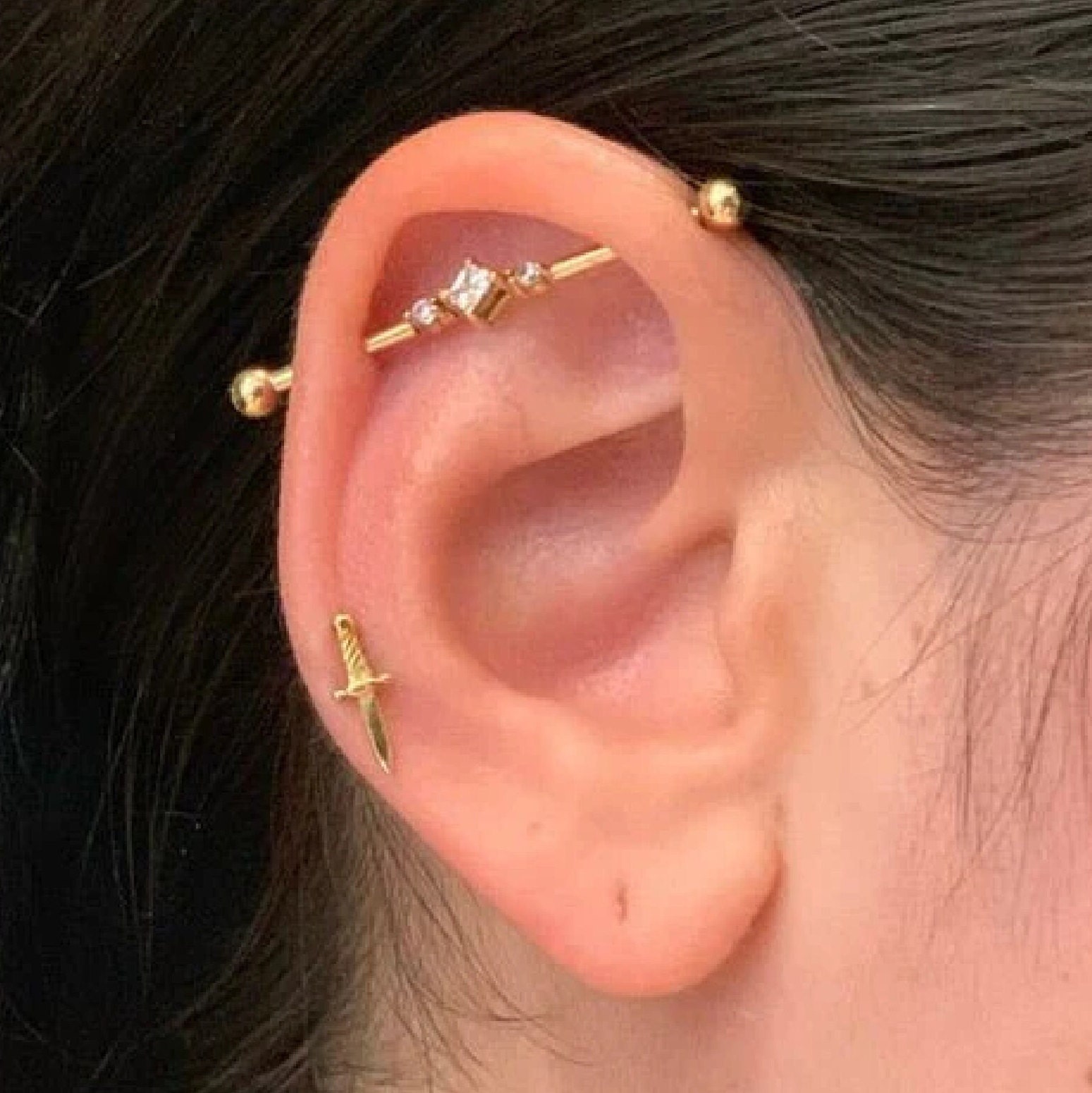 Gold industrial bar with diamonds best sale