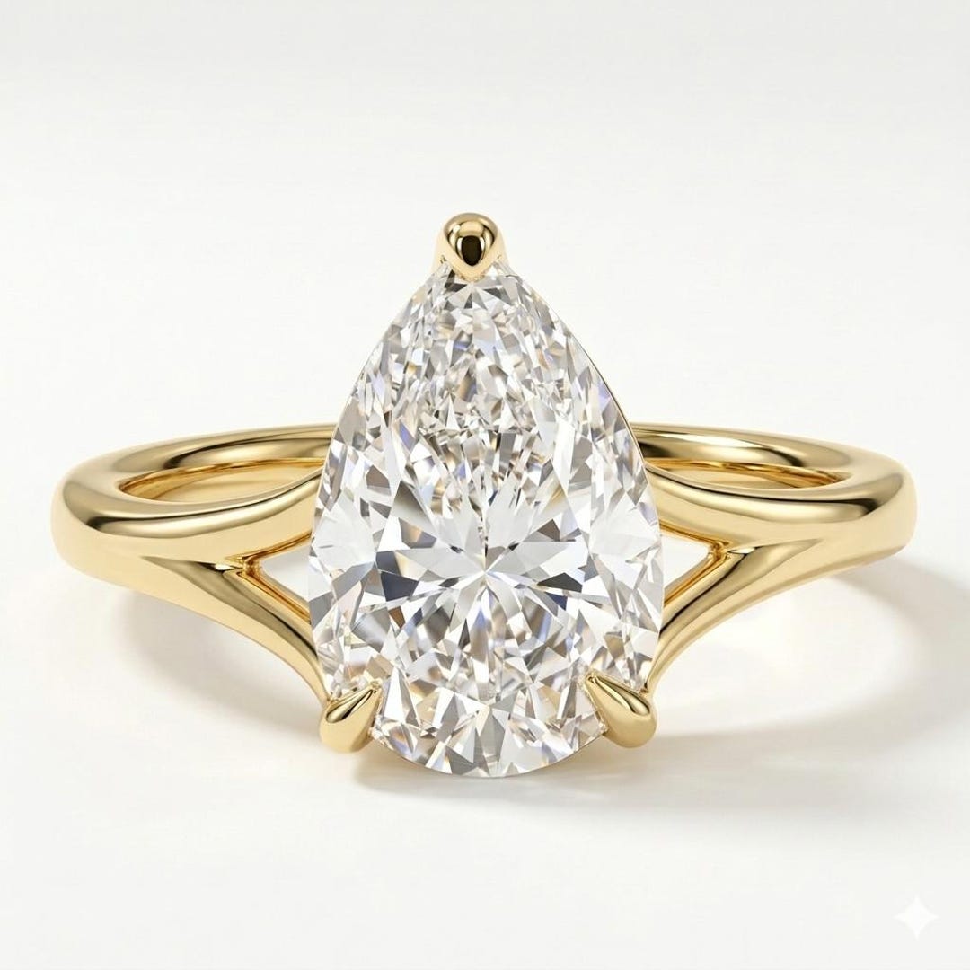 Pear Shaped Diamond Engagement Ring | Yellow Gold Split Shank Solitaire ...