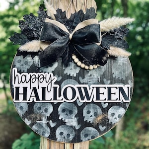 Skeleton, Fall, Spooky, Halloween Door Hanger | Porch Leaner