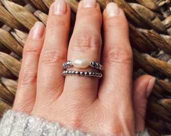 Freshwater Pearl Ring, Stretch Ring, Boho Stretch Pearl Ring, Pearl Ring, Stackable Beaded Ring, Gemstone Ring, Natural Stone, Gift For Her