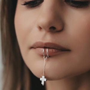 Lip Cuff, Fake Lip Ring, Faux Piercing, Tribal jewelry, No piercing, Body Jewelry, Lip Hoop, Festival Jewelry, Body chain, Face Jewelry