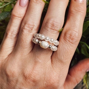 Pearl Ring, Pearl Stretch Ring, Boho Stretch Pearl Ring, Beaded Ring, Stackable Ring, Beaded Pearl Ring, Wedding Accessory, Gift For Her