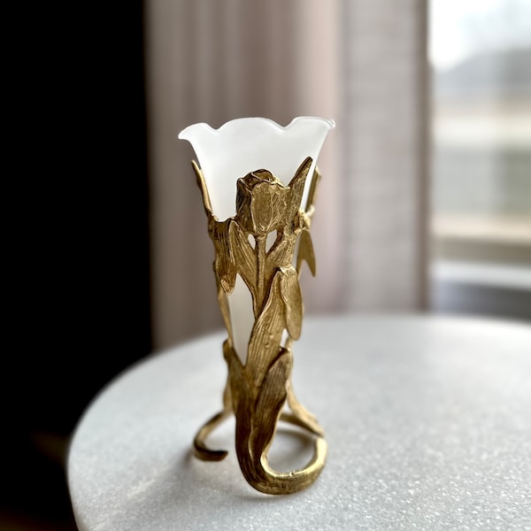 Art Nouveau Vintage Tulip Vase