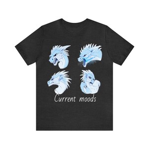 Camiseta 'Current Moods' do Wings of Fire Winter, dragões, asas de fogo, wof, arte não gerada por IA, sem variação de imagem no verso imagem 5