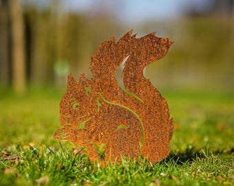 MBAIYO Rostiges Eichhörnchen Gartenfigur - 32cm Metall Deko Für Garten & Balkon