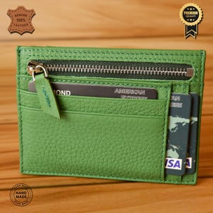 Cartera de Cuero 100% Genuino - Tarjetero Hecho a Mano con Cremallera, 8 Ranuras para Tarjetas, Diseño Único, Seguro y Elegante, Regalo para GF (Verde)