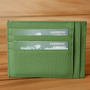boyfriend gift, wallet, leather wallet, new dad gift, groomsmen gifts, mens wallet, personalized gift, leather gift, green card holder, leather card holder, green zipper card holder, minimalist wallet, birtdhay gift
