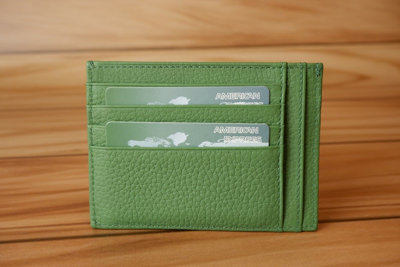 boyfriend gift, wallet, leather wallet, new dad gift, groomsmen gifts, mens wallet, personalized gift, leather gift, green card holder, leather card holder, green zipper card holder, minimalist wallet, birtdhay gift