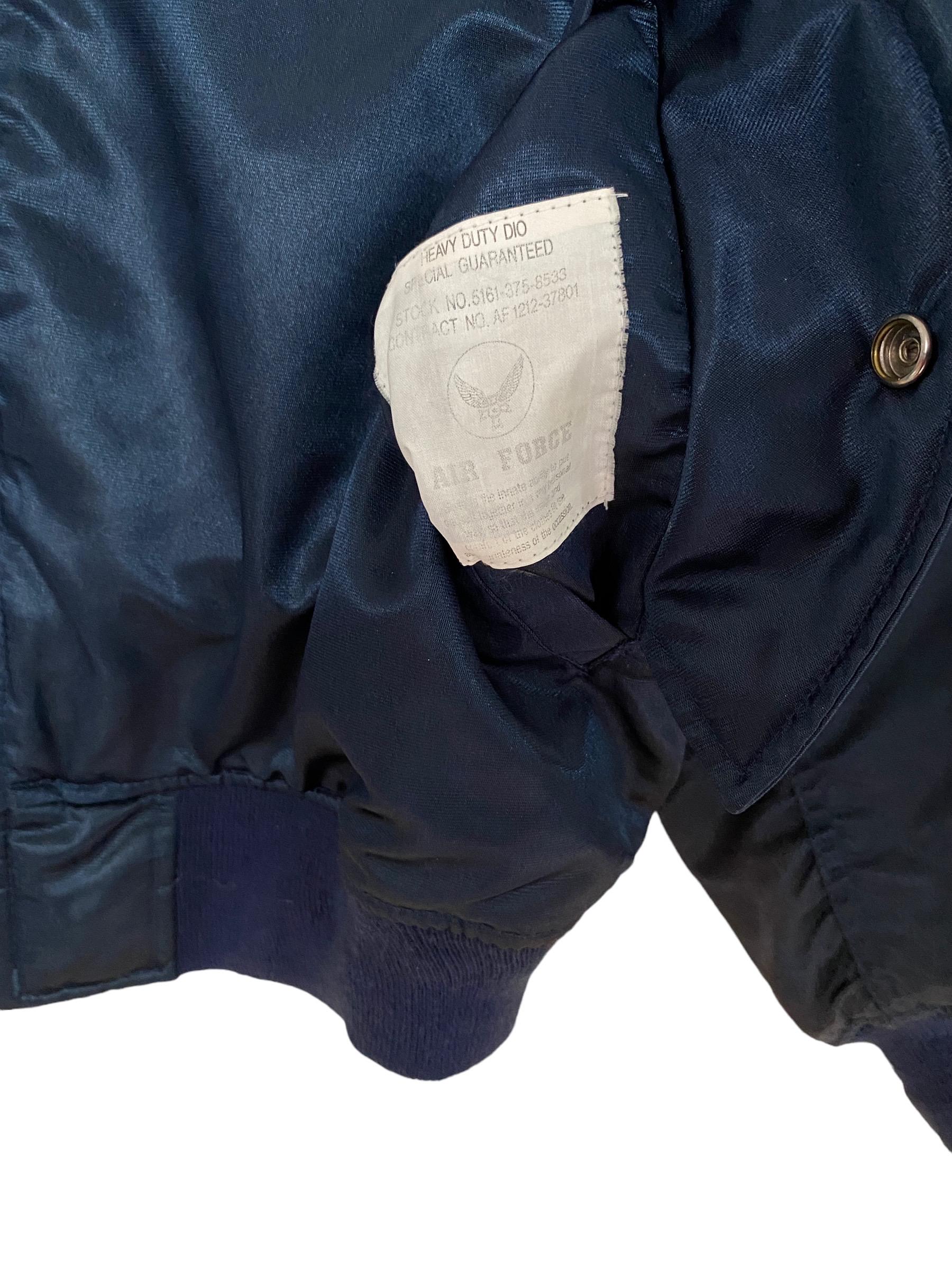 US AIR FORCE 90s JACKET チンスト付き ネイビー 紺 Vintage 90s US Air Force Nylon Full Zip Lined Hooded Jacket