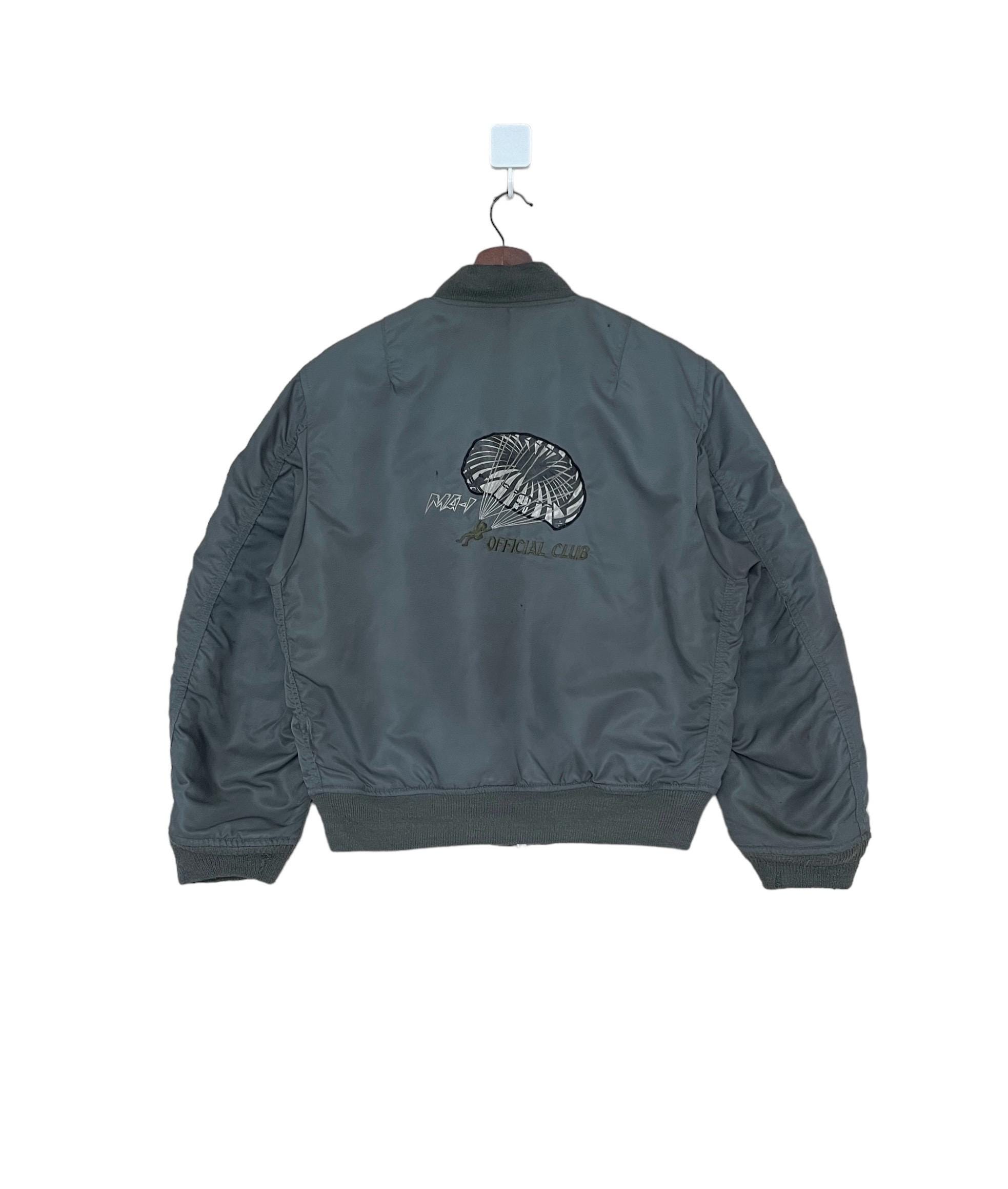 りんご　MA-1 us army vintage 60s Mens Flight Bomber Jacket MA-1 Military Arm-badge Quilted