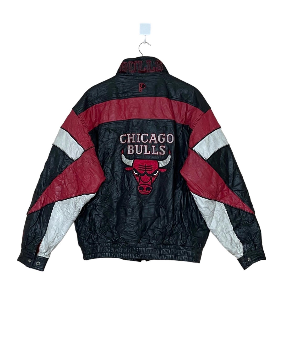 90s ヴィンテージシカゴ ブルズ BULLS 本革レザー スタジャンカナダ製