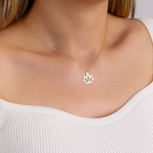 Lotus Necklace in 14k Gold, 14k Solid Gold Lotus Pendant, Water Lily Necklace, Flower Necklace, Flower Girl Gift, Mother of the Bride Gift
