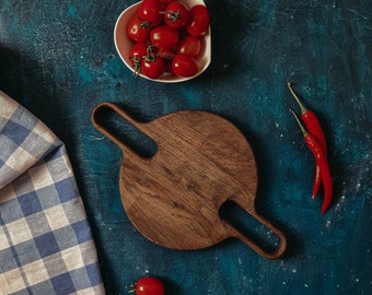 Modern Oak cutting board with handle, wood serving board 7.8’’, Wood Cutting Board, Kitchen Wooden Board, Personalized Serving Trays