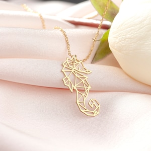Dainty Tiny Seahorse Necklace, Ocean Jewelry, Seahorse Pendant, Seahorse Charm, Beach Jewelry, Nautical Necklace, Animal Jewelry, Sea Gifts