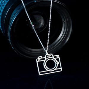 Camera  Necklace, Silver Photographer Jewelry, Camera Pendant, Photographer Gift, Photography Necklace, Camera Charm, Lens Symbol