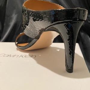 Calvin Klein - CECILY PATENT / PYTHON