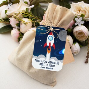 Bewerkbare ruimte verjaardag gunsttags, ruimte bedankkaartjes, twee The Moon Favor Tags, Rocket Favor Tag, ruimte cadeautag, Outer Space Party Favor