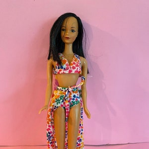 Barbie navideña 1975 sales