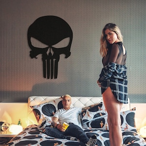 Punisher Skull Metal Wall Decor: Heroic Man Cave Art