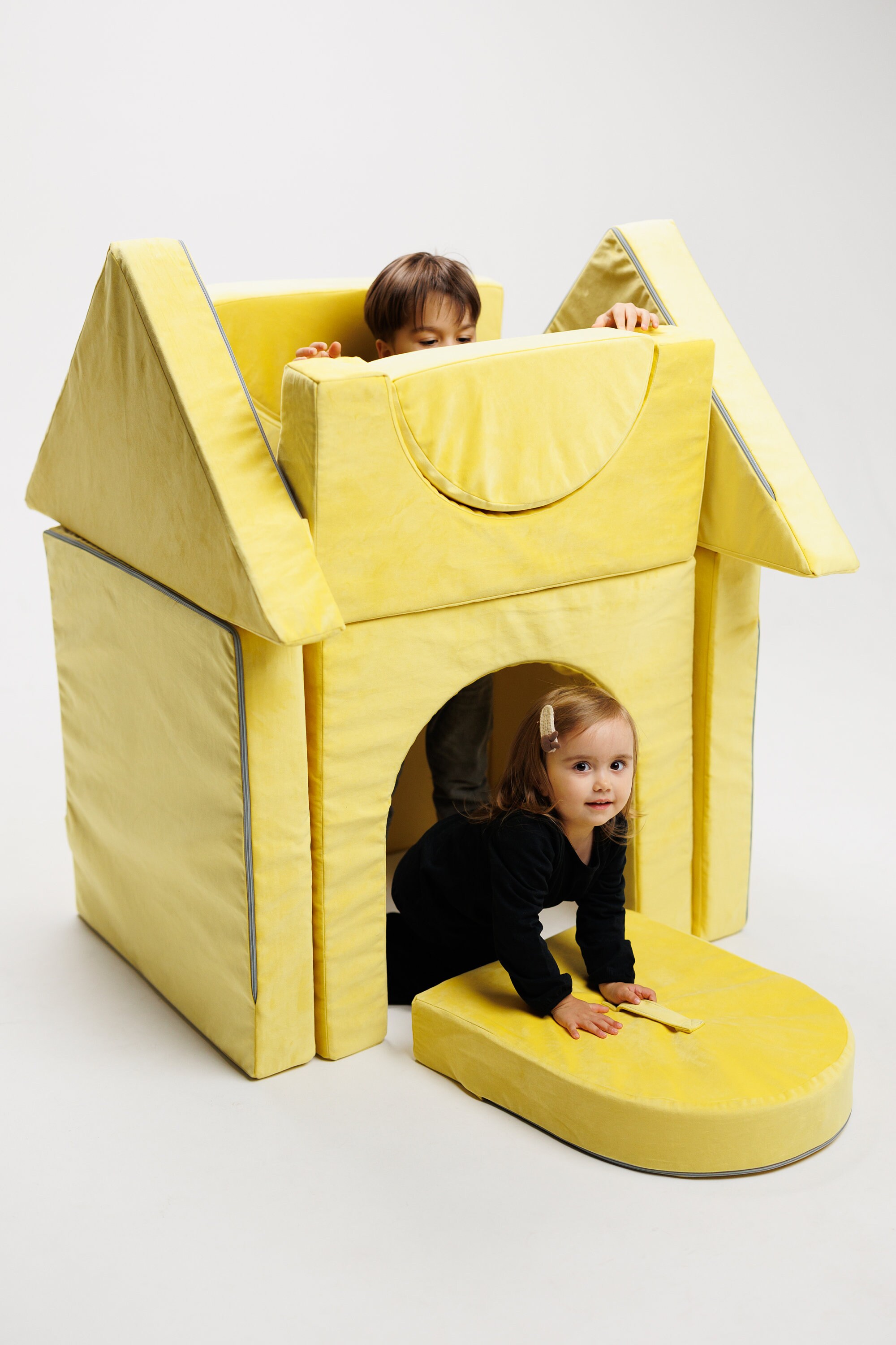 5 in 1 12 Piece Play House, a Toddler Couch, Kids Play Couch