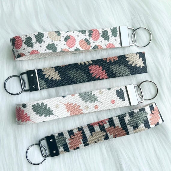 Fall Wristlet|Keyfob Wristlet|Keyholder|Key Accessories|Gift for reader|Gift for her|Gift for mom|Gift for daughter|Gift for friend